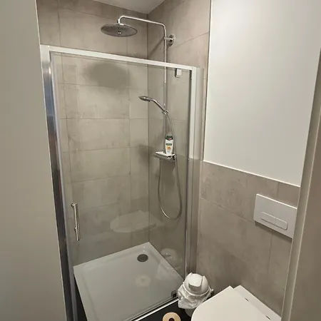 Erics Gaestehaus Апартаменты Итерзен