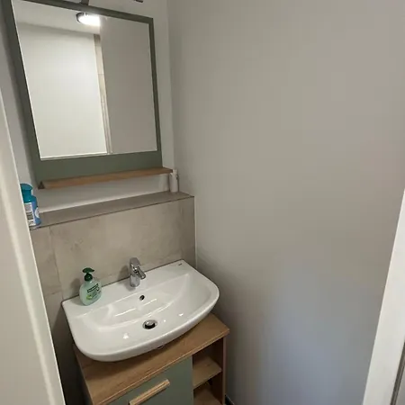 Erics Gaestehaus Апартаменты *